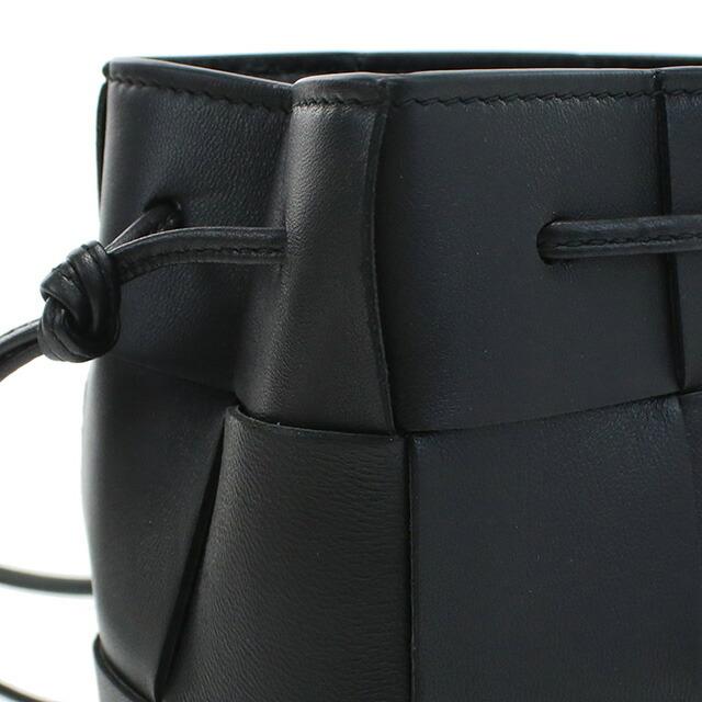 BOTTEGA VENETA（ボッテガ・ヴェネタ） 斜め掛け ショルダーバッグ