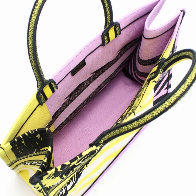 入手困難✨ クリスチャンディオール アンサンブル トップス 紫 ロゴチャーム 入手困難✨ クリスチャンディオール アンサンブル トップス 紫 ロゴ