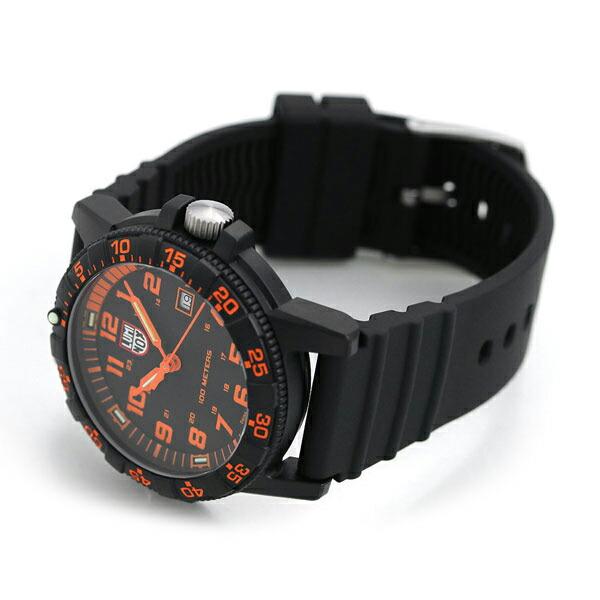 ルミノックス 0320シリーズ レザーバック シータートル ジャイアント 44mm 0329 LUMINOX メンズ 腕時計の画像