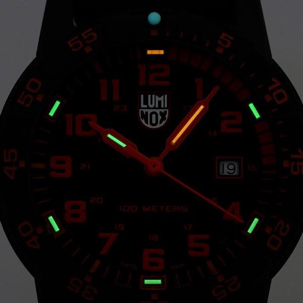 ルミノックス 0320シリーズ レザーバック シータートル ジャイアント 44mm 0329 LUMINOX メンズ 腕時計の画像
