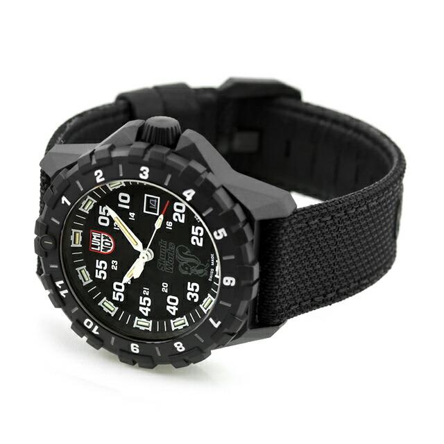 LUMINOX（ルミノックス） F117 ナイトホーク×スカンクワークス 腕時計
