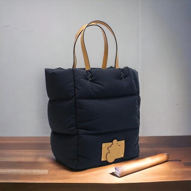 MONCLER ダウン トートバッグ ネイビー MONCLER（モンクレール） ブランド トートバッグ レディース ダウン