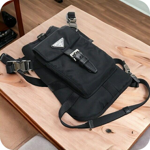 PRADA プラダ ブランド 犬ハーネス 胴輪 ペット用品 TESSUTO PRADA プラダ ブランド 犬ハーネス 胴輪 ペット用品 TESSUTO
