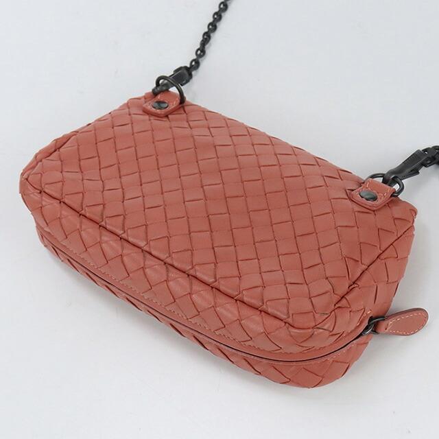 BOTTEGA VENETA ボッテガヴェネタ/イントレチャート斜め掛けショルダー/ブラウン/ABランク/75【中古】 BOTTEGA VENETA（ボッテガ・ヴェネタ） 中古 斜め掛け ショルダー