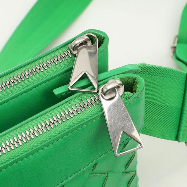 BOTTEGA VENETA（ボッテガ・ヴェネタ） 中古 斜め掛け ショルダー