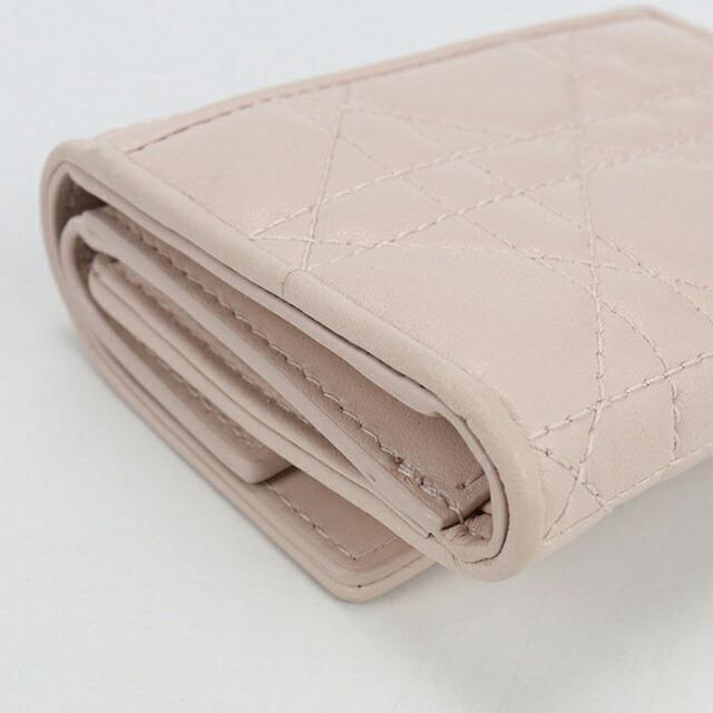 Dior レディディオール ロータスウォレット ベージュ　チェーン付き Dior レディディオール ロータスウォレット ベージュ チェーン付き