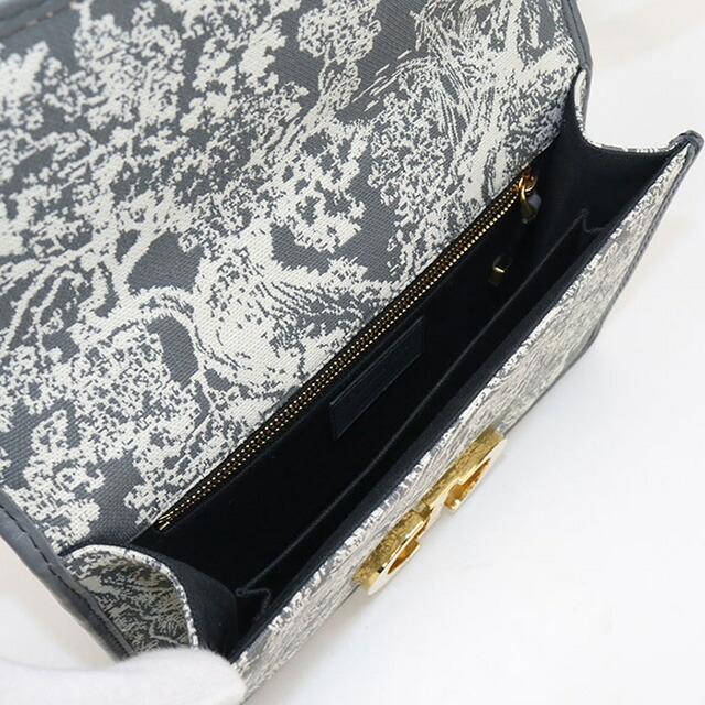 Christian Dior（クリスチャン・ディオール） 中古 ディオール 斜め