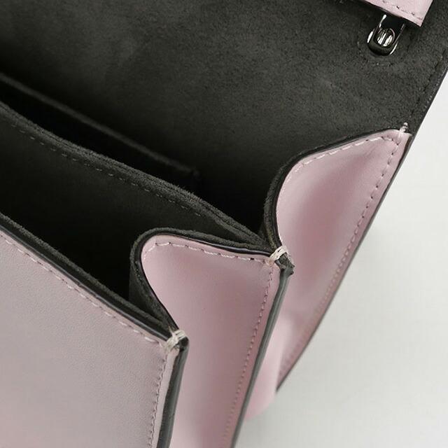 FENDI（フェンディ） 中古 斜め掛け ショルダーバッグ レディース