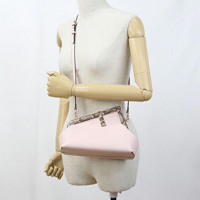 【美品】フェンディ ファーストスモールショルダー　ムートンピンク 8BP129 FENDI（フェンディ） 中古 ショルダーバッグ レディース ブランド