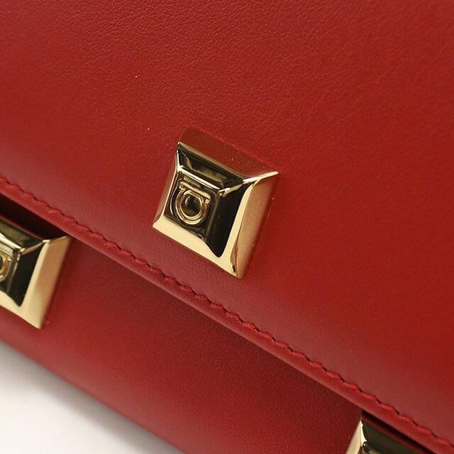FERRAGAMO（フェラガモ） 中古 長財布二折 レディース ブランド