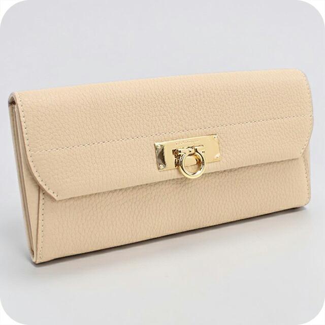 FERRAGAMO（フェラガモ） 中古 長財布二折 レディース ブランド