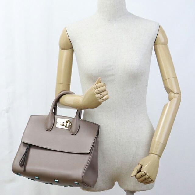 FERRAGAMO（フェラガモ） 中古 ハンドバッグ レディース ブランド