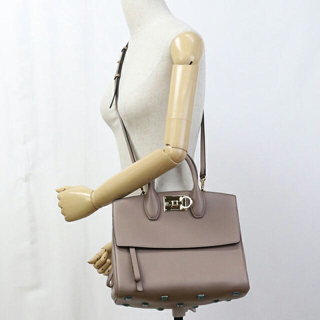 FERRAGAMO（フェラガモ） 中古 ハンドバッグ レディース ブランド