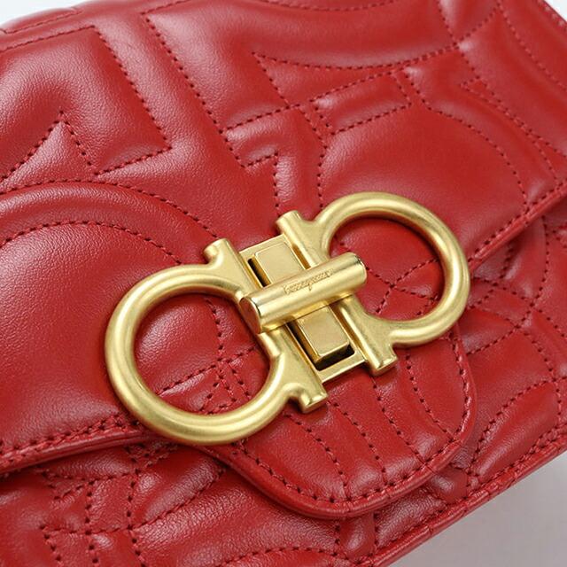 FERRAGAMO（フェラガモ） 中古 ショルダーバッグ レディース ブランド