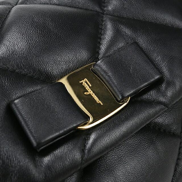 FERRAGAMO（フェラガモ） 中古 ショルダーバッグ レディース ブランド