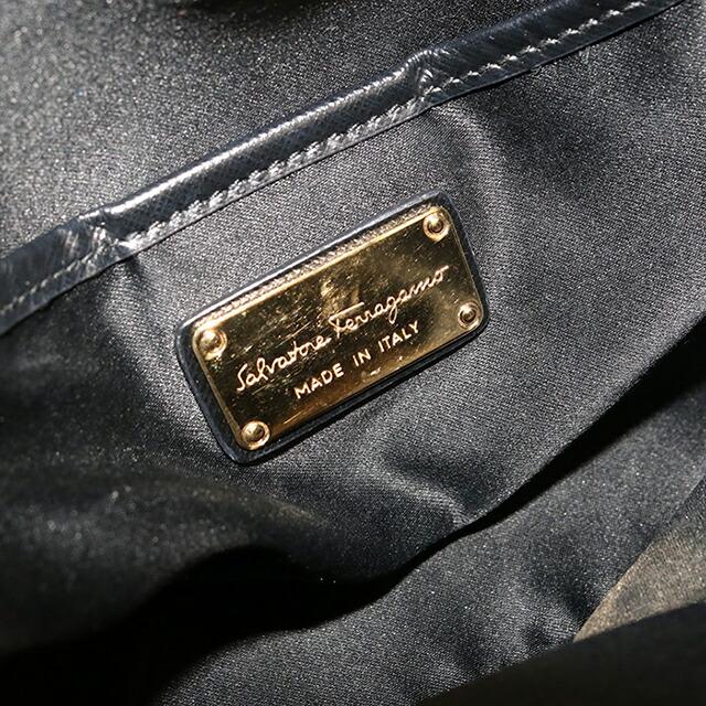 FERRAGAMO（フェラガモ） 中古 ショルダーバッグ レディース ブランド