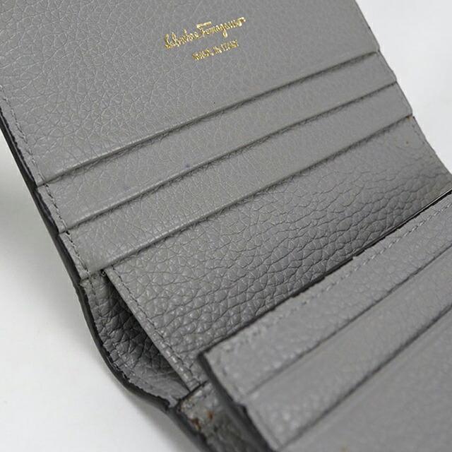 FERRAGAMO（フェラガモ） 中古 二つ折り財布 二折財布 コンパクト