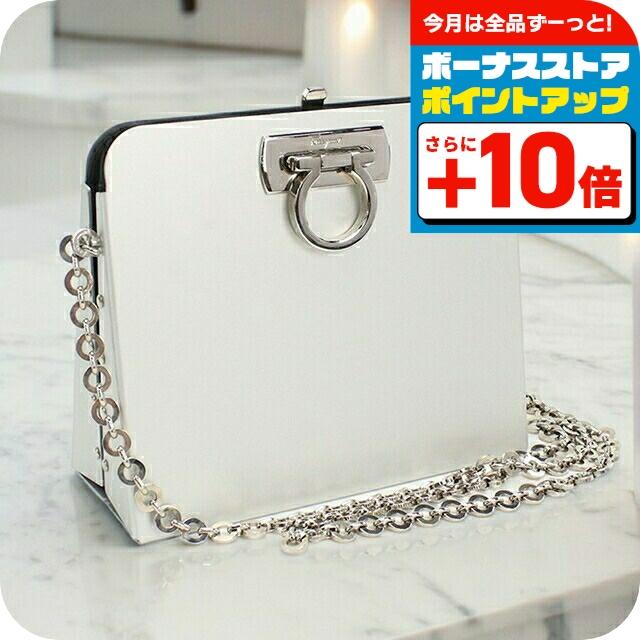 【美品】Ferragamo ガンチーニ　チェーン　ショルダーバッグ Ferragamo ガンチーニ金具チェーンショルダーバッグ