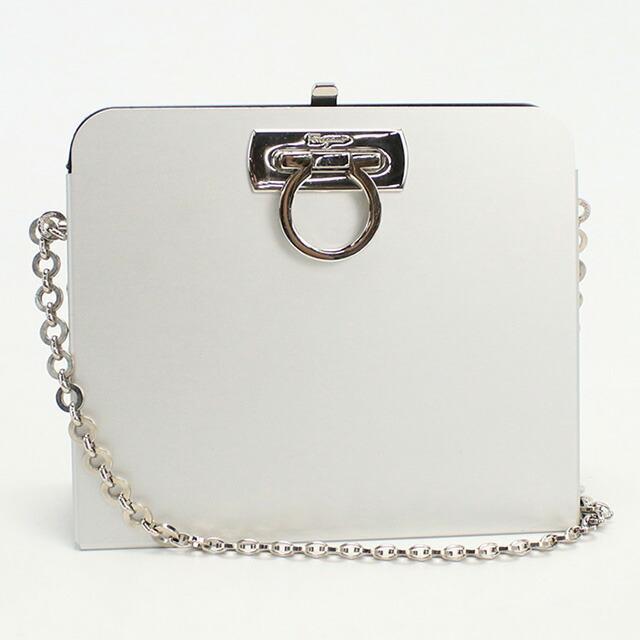 FERRAGAMO（フェラガモ） 中古 斜め掛け ショルダーバッグ レディース