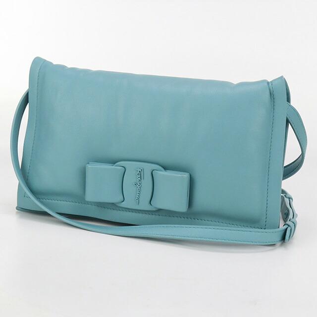 FERRAGAMO（フェラガモ） 中古 斜め掛け ショルダーバッグ レディース