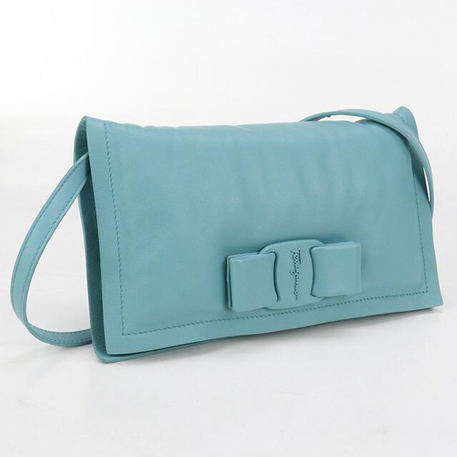 FERRAGAMO（フェラガモ） 中古 斜め掛け ショルダーバッグ レディース