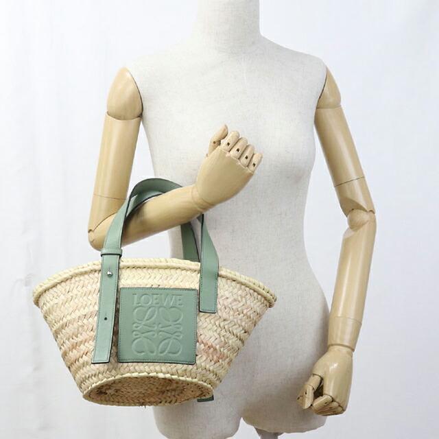 美品　LOEWE ベージュ かごバッグ LOEWE（ロエベ） 中古 カゴバッグ レディース ブランド バスケット