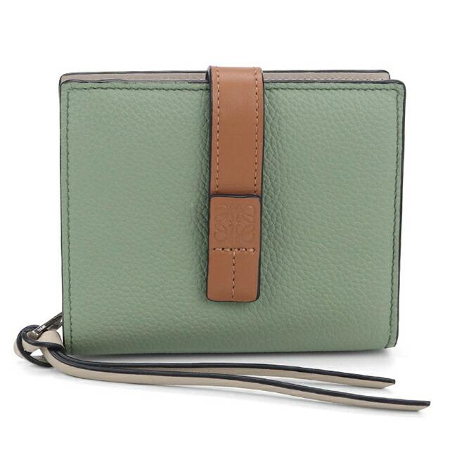 極上美品❣️LOEWE ロエベ アナグラム コンパクト グリーン 財布 P47 LOEWE（ロエベ） 中古 二つ折り財布 レディース ブランド アナグラム