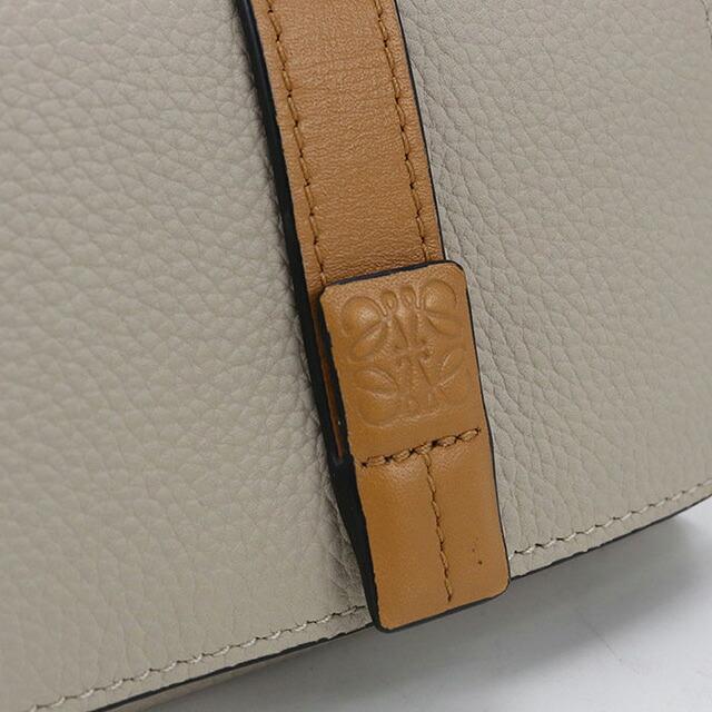 LOEWE（ロエベ） 中古 三つ折り財布 レディース ブランド アナグラム