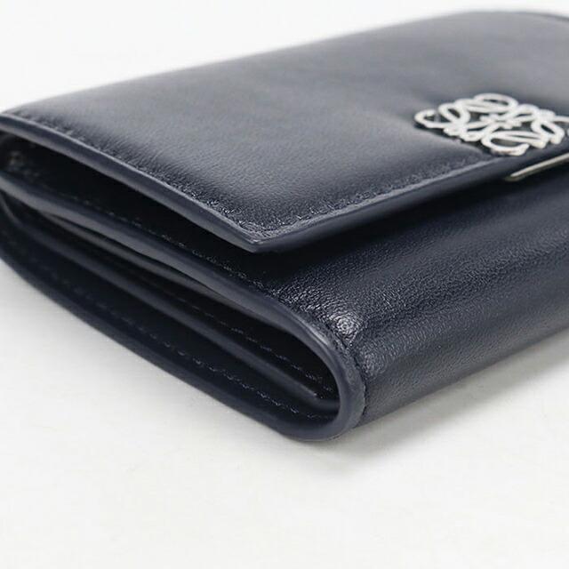 LOEWE（ロエベ） 中古 三つ折り財布 三折財布 コンパクト レディース