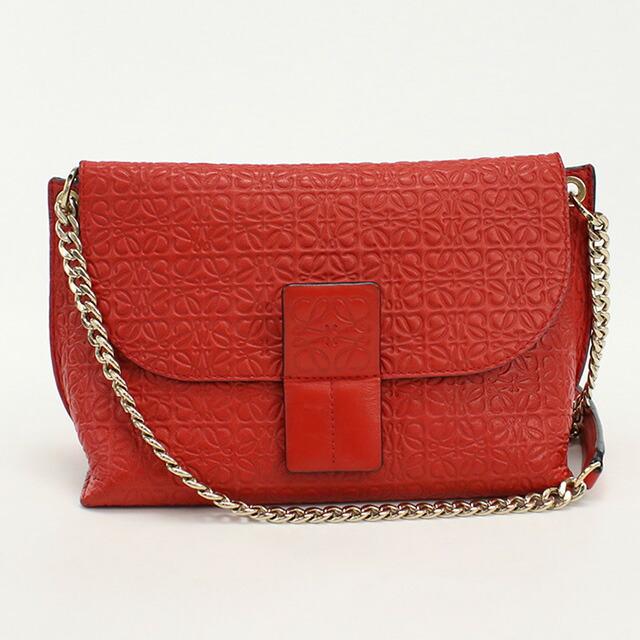 ロエベ ショルダーバッグ美品  - レッド LOEWE（ロエベ） 中古 斜め掛け ショルダーバッグ レディース ブランド