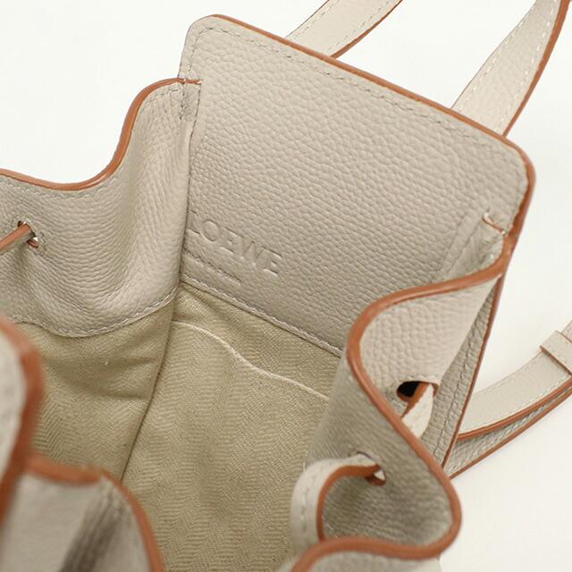 LOEWE（ロエベ） 中古 斜め掛け ショルダーバッグ レディース ブランド