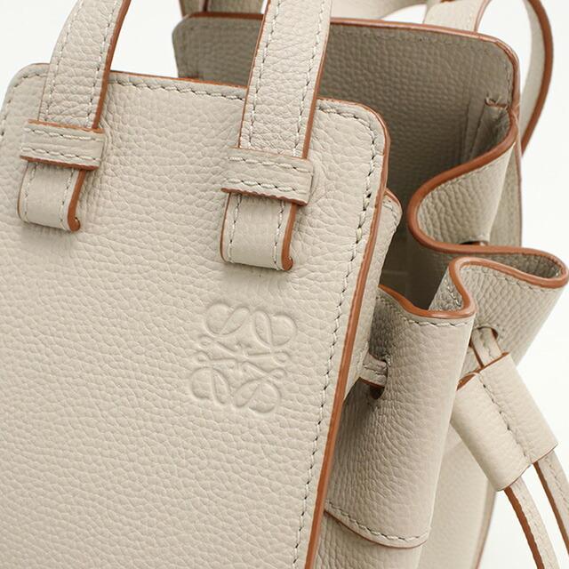 LOEWE（ロエベ） 中古 斜め掛け ショルダーバッグ レディース ブランド