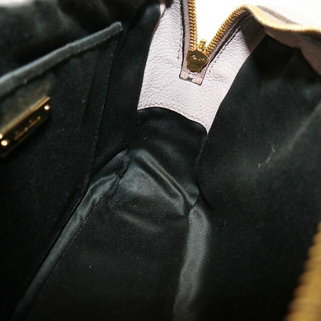 ミュウミュウ ショルダーバッグ 斜め掛け マドラスレザー miu miu（ミュウミュウ） 中古 斜め掛け ショルダーバッグ レディース