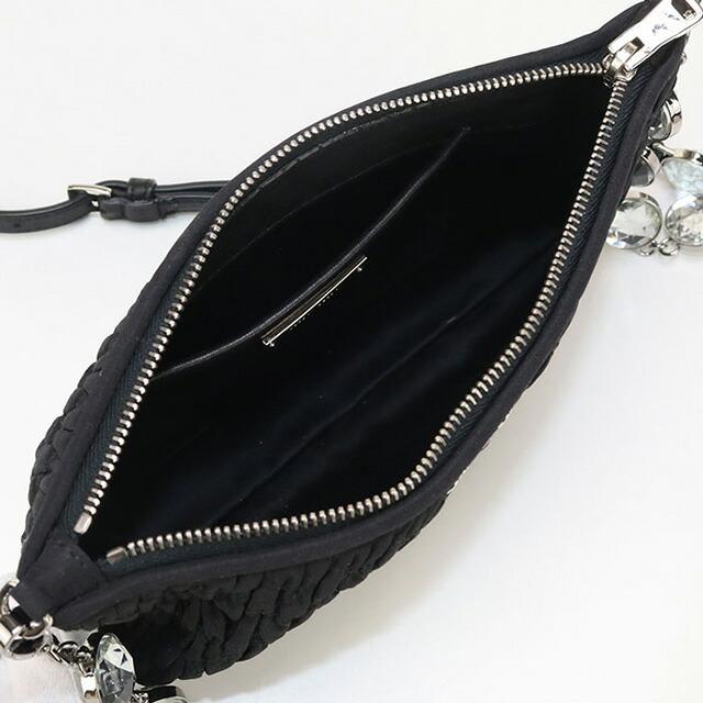 miu miu（ミュウミュウ） 中古 斜め掛け ショルダーバッグ レディース