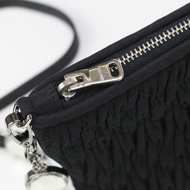 miu miu（ミュウミュウ） 中古 斜め掛け ショルダーバッグ レディース