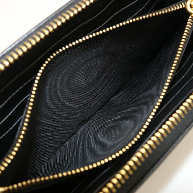 PRADA（プラダ） 中古 長財布 ラウンドファスナー レディース ヴィッ