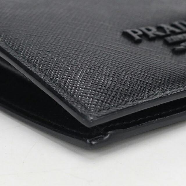 【未使用に近い】PRADA ブラックレザー二つ折り財布 PRADA（プラダ） 中古 二つ折り財布 コンパクト レディース ブランド