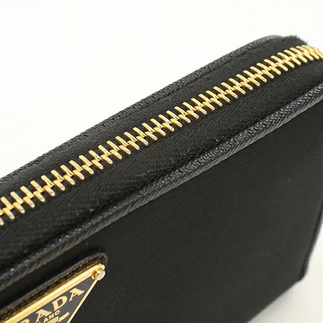 y*i様 プラダ　長財布 トライアングルロゴ ラウンドファスナー 12カード 黒 PRADA（プラダ） 中古 長財布ラウンドファスナー レディース ブランド