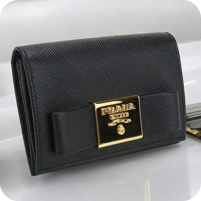 プラダPRADA⭐️ ブラック レザー 名刺入れ　M229 プラダPRADA⭐️ ブラック レザー 名刺入れM229