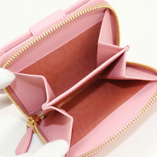 PRADA プラダ 折り財布　テスート  ナイロン　三角プレート　ピンク PRADA（プラダ） 【中古】PRADA 二つ折り財布【やや傷や使用感あり