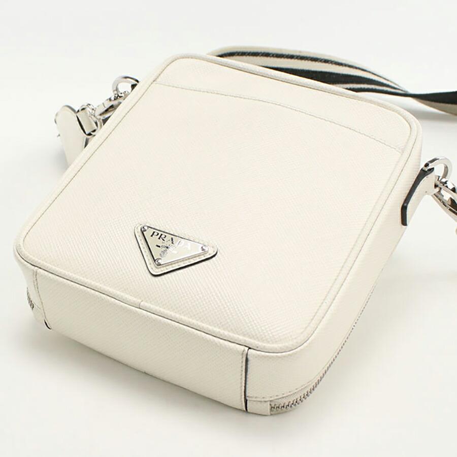 【中古】 PRADA プラダ  2VH154 三角ロゴプレート サフィアーノ レザーショルダーバッグ 斜め掛け ホワイト  25022078 SA PRADA - 【中古】 PRADA プラダ 2VH154 三角ロゴプレート サフィアーノ