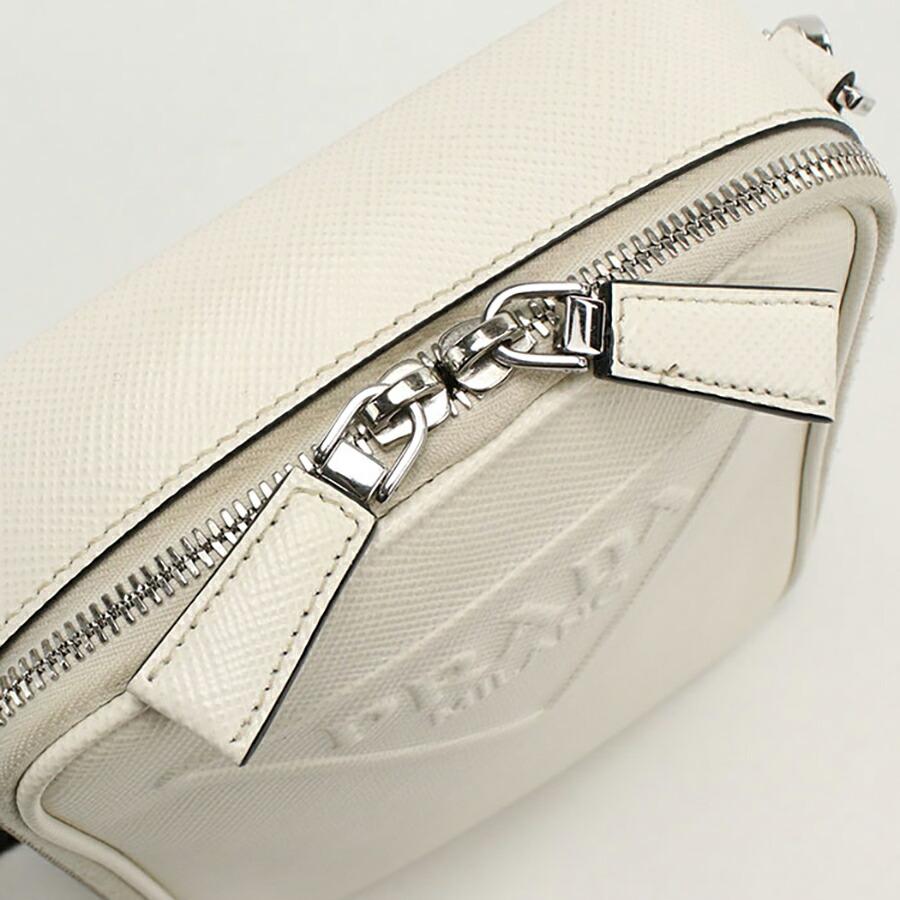 PRADAプラダ 三角ロゴ メンズ ショルダーバッグ サフィアーノ 白タグ PRADA（プラダ） 中古 斜め掛け ショルダーバッグ メンズ ブランド