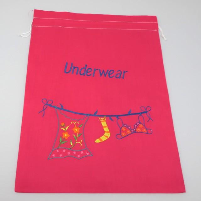 アウトレットセール 特集 最新作の 巾着袋 かわいい刺繍入 ベトナム雑貨 濃ピンク Underwear