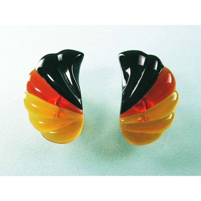 高級素材使用ブランド 羽形 イヤリング 三色次分 黒色 茶色 飴色 本べっ甲 金メッキネジバネ金具 滑り止めシリコンカバー付き 痛くない 落ちにくい イヤリング Social And Co Fr