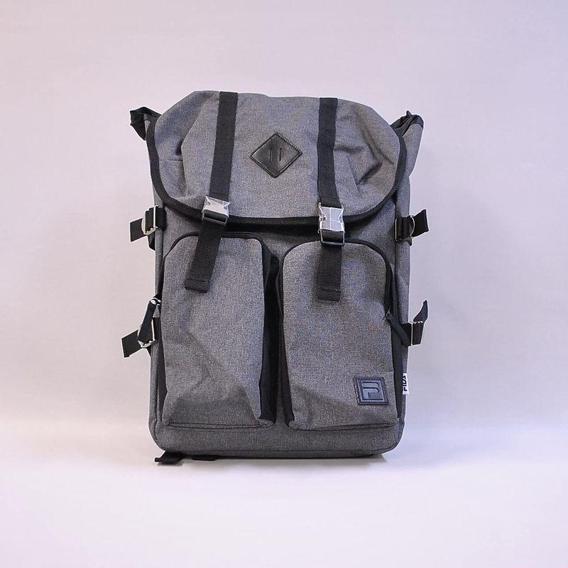 感謝価格 Fila フィラ ダブルポケット バックパック リュックサック ミックスグレー ビジネスリュック