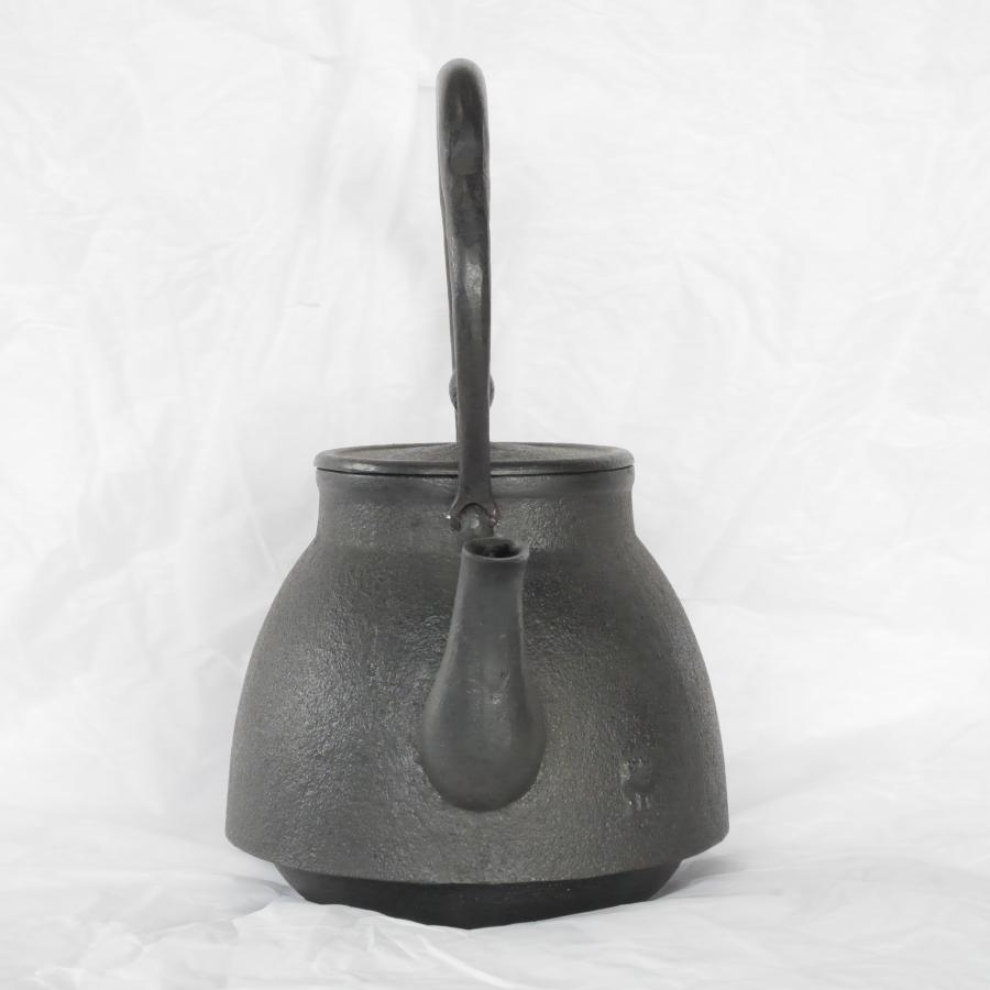 茶筅形肌(ちゃせんがたはだ) 鉄瓶 南部鉄器【遊山】 : 南部鉄器