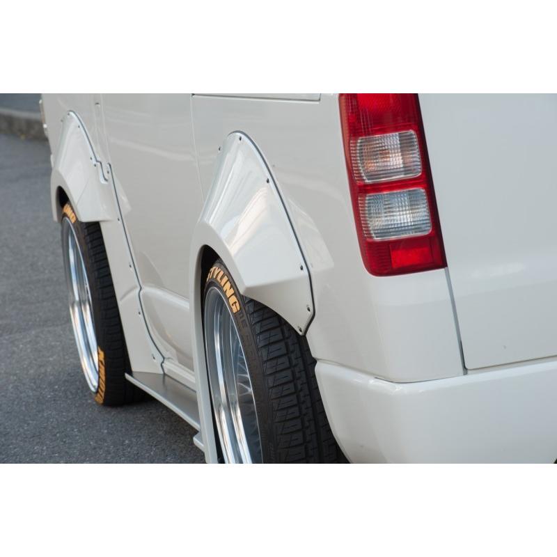 T-STYLE ハイエース ワークスキット(未塗装) : 何コレクション - 通販