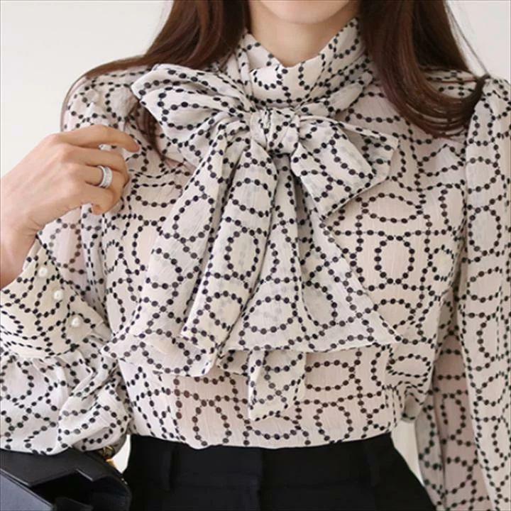 きれいめデザイン 長袖ブラウス フロントリボン 大人可愛い エレガント 30代 40代 秋冬 通勤 オフィス 高級ブランド