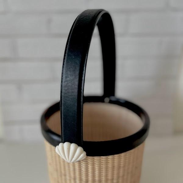 ナンタケットバスケット エンボス ワイドレザーハンドル 長さ42cmx幅2.8cm ブラック nbc21Nantucket Basket