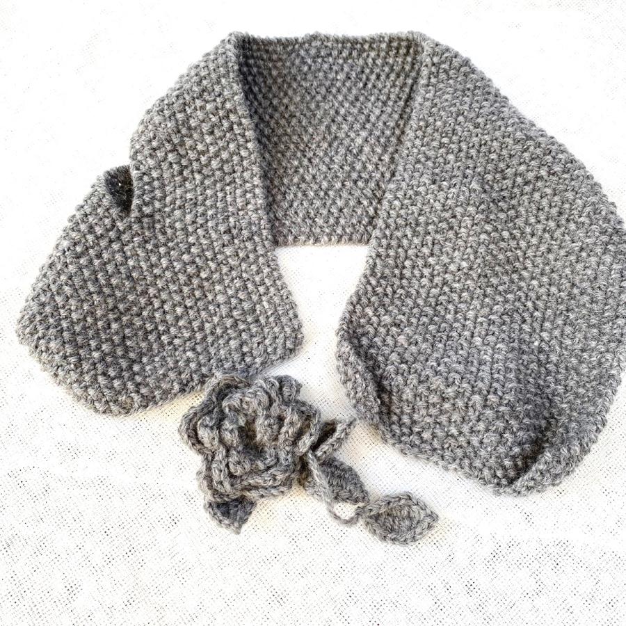 ポコポコミニマフラー 手編み ニットのお花コサージュ ハンドメイド